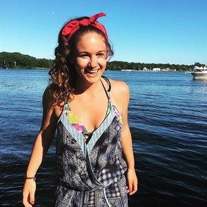 Meet your Posher, Alyssa